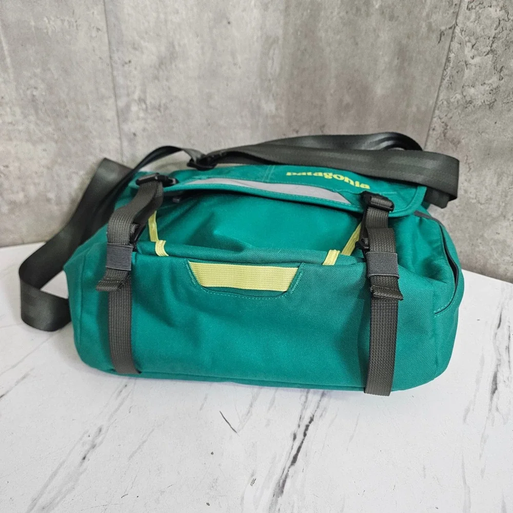 Patagonia mini mass